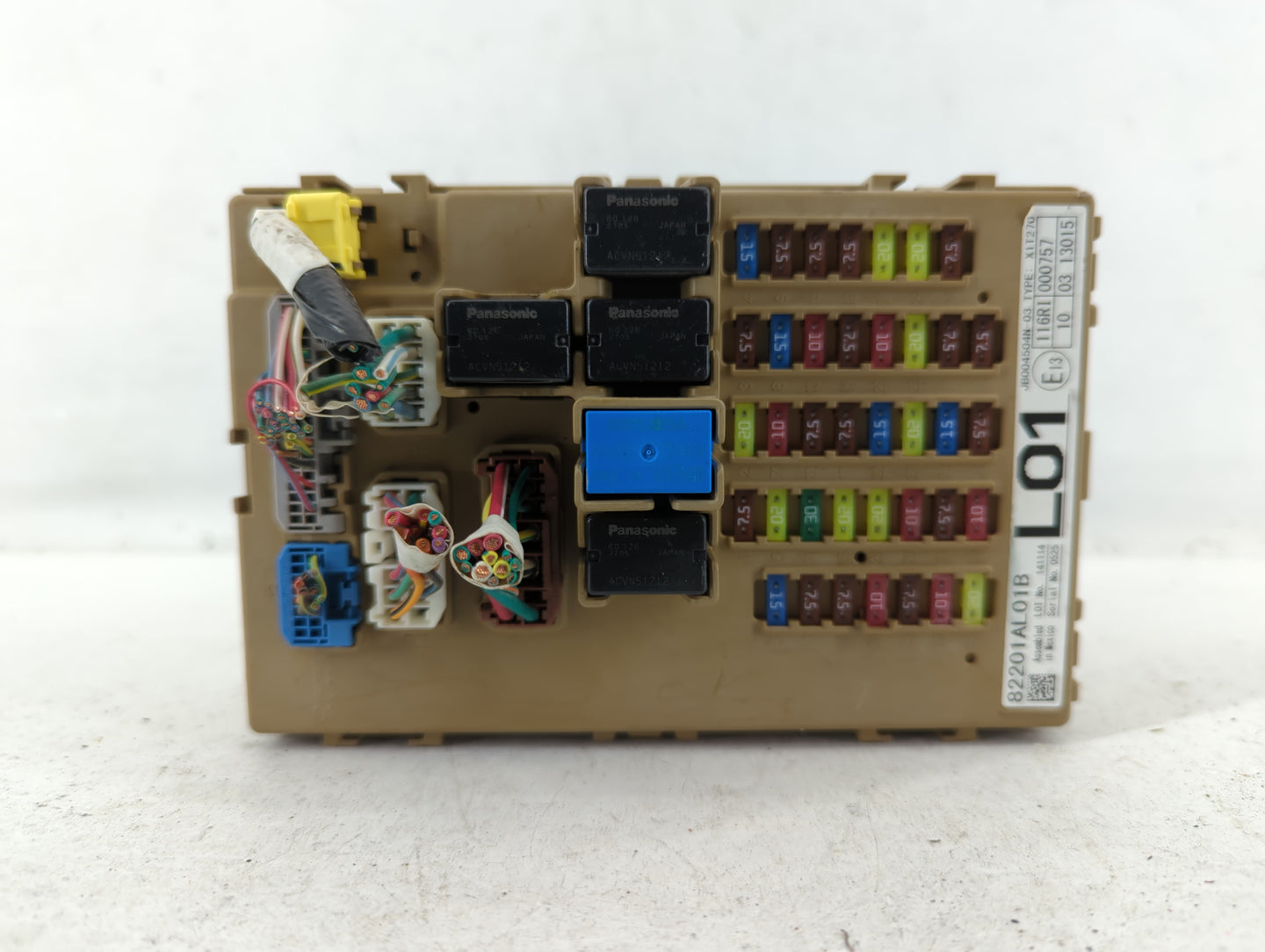 2015-2017 Subaru Legacy Fusebox Fuse Box Panel Relay Module P/N:X1T270 E13 116RI000757, E13 116RI Fits Fits 2015 2016 2017 O
