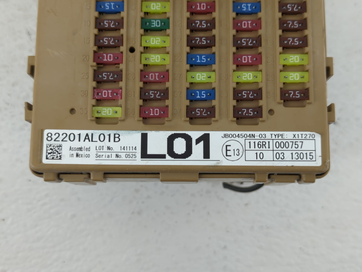 2015-2017 Subaru Legacy Fusebox Fuse Box Panel Relay Module P/N:X1T270 E13 116RI000757, E13 116RI Fits Fits 2015 2016 2017 O