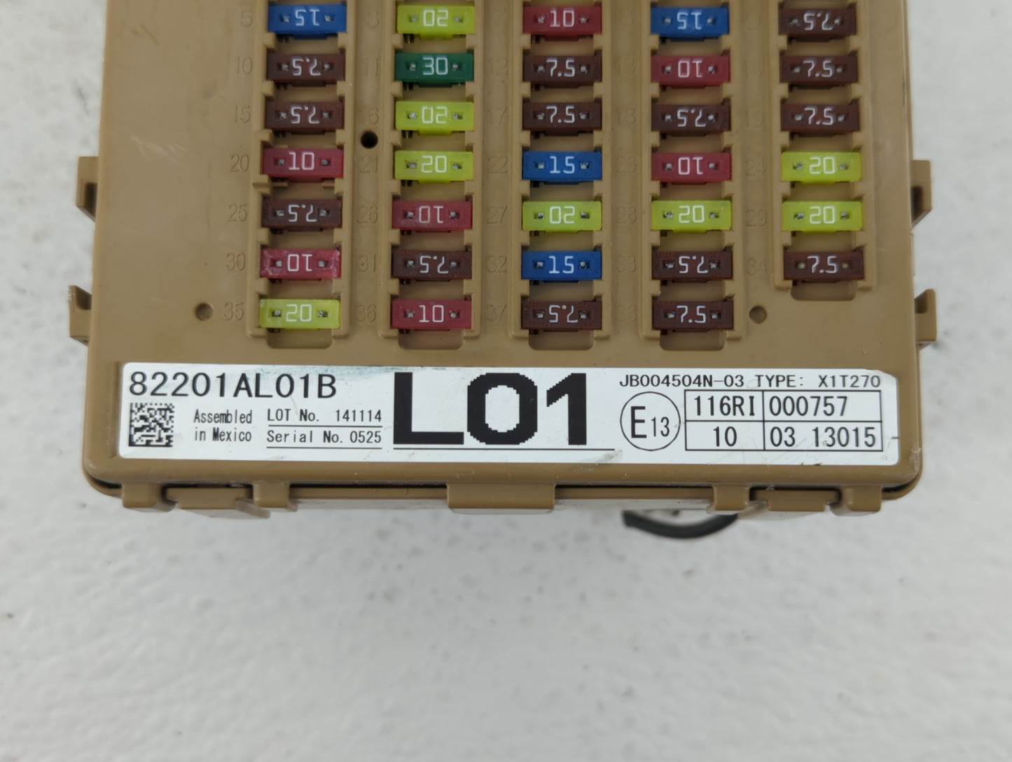 2015-2017 Subaru Legacy Fusebox Fuse Box Panel Relay Module P/N:X1T270 E13 116RI000757, E13 116RI Fits Fits 2015 2016 2017 O