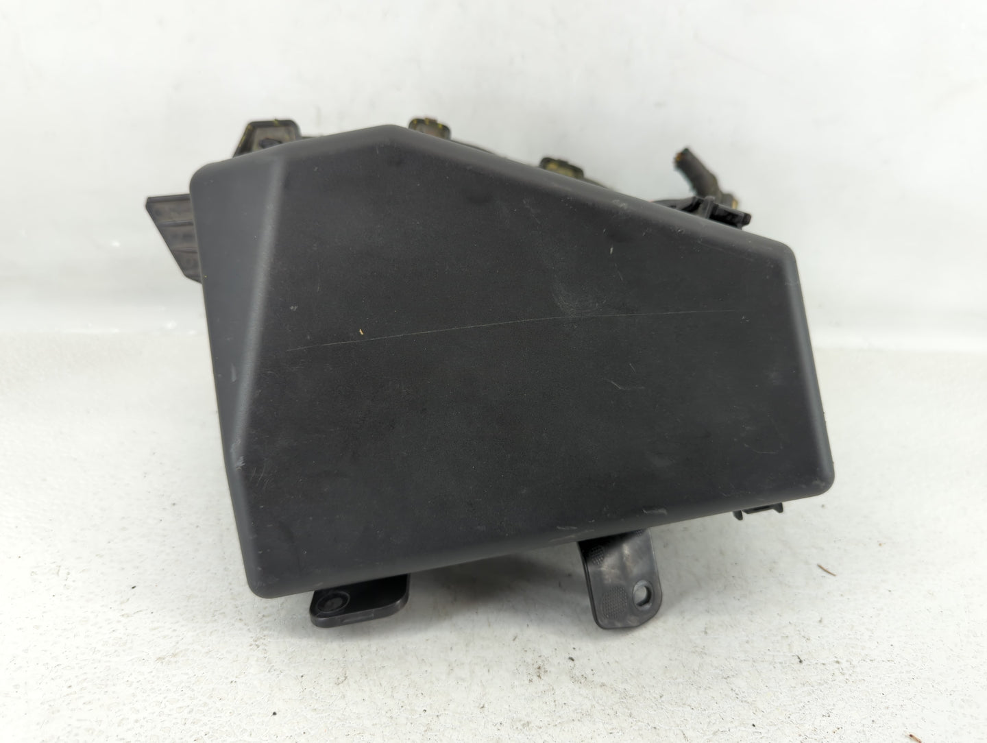 2015 Subaru Legacy Fusebox Fuse Box Panel Relay Module P/N:MB504300B Fits OEM Used Auto Parts - Oemusedautoparts1.com