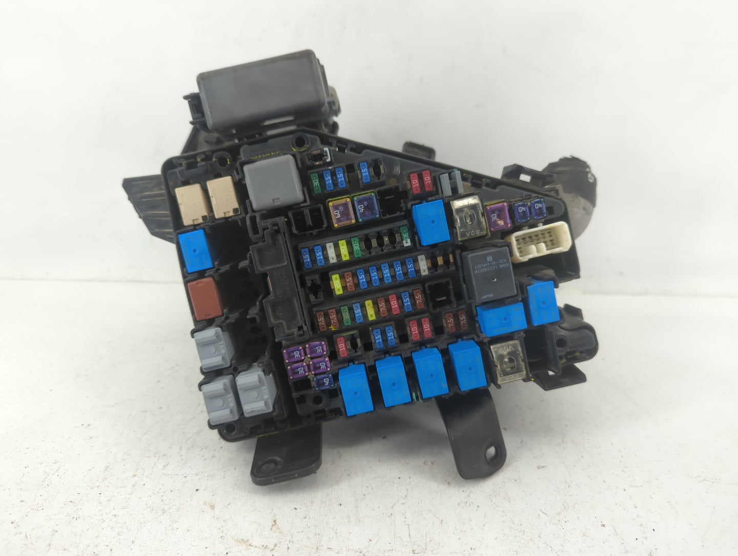 2015 Subaru Legacy Fusebox Fuse Box Panel Relay Module P/N:MB504300B Fits OEM Used Auto Parts - Oemusedautoparts1.com