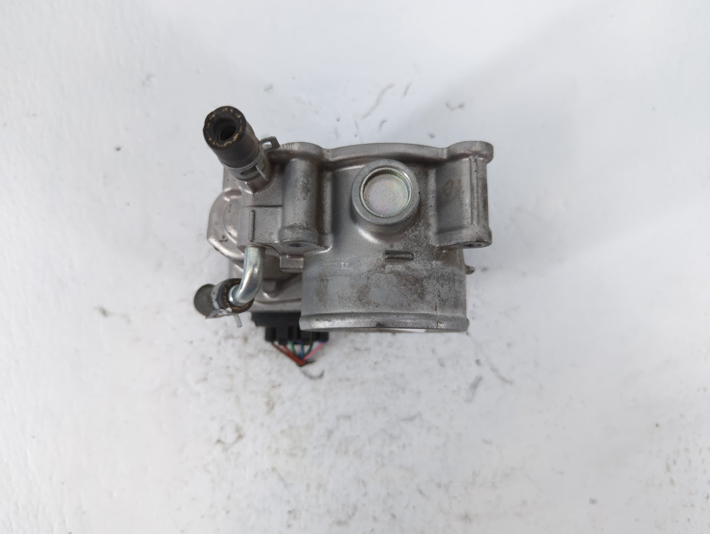 2013-2019 Subaru Legacy Throttle Body P/N:6T221780 16112AA38A Fits Fits 2013 2014 2015 2016 2017 2018 2019 OEM Used Auto Par