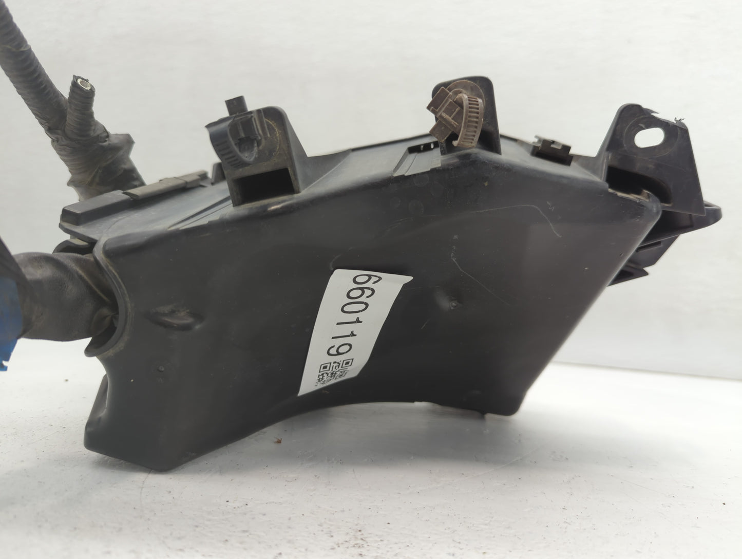 2015 Subaru Legacy Fusebox Fuse Box Panel Relay Module P/N:MB504300B Fits OEM Used Auto Parts - Oemusedautoparts1.com