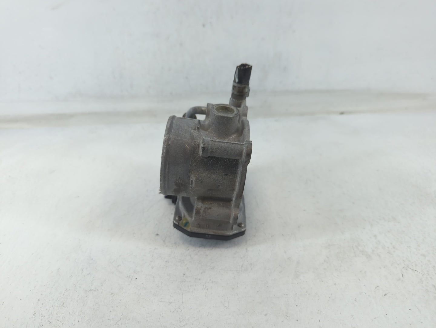 2013-2019 Subaru Legacy Throttle Body P/N:6U01 1780 16112AA38A Fits Fits 2013 2014 2015 2016 2017 2018 2019 OEM Used Auto Pa