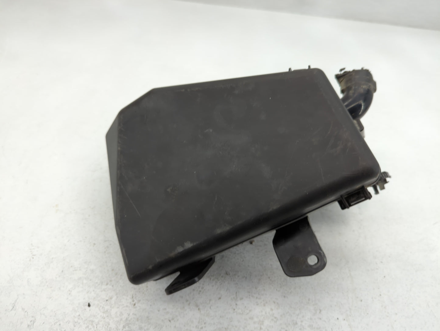 2015-2017 Subaru Legacy Fusebox Fuse Box Panel Relay Module P/N:MB503700B Fits Fits 2015 2017 OEM Used Auto Parts - Oemuseda