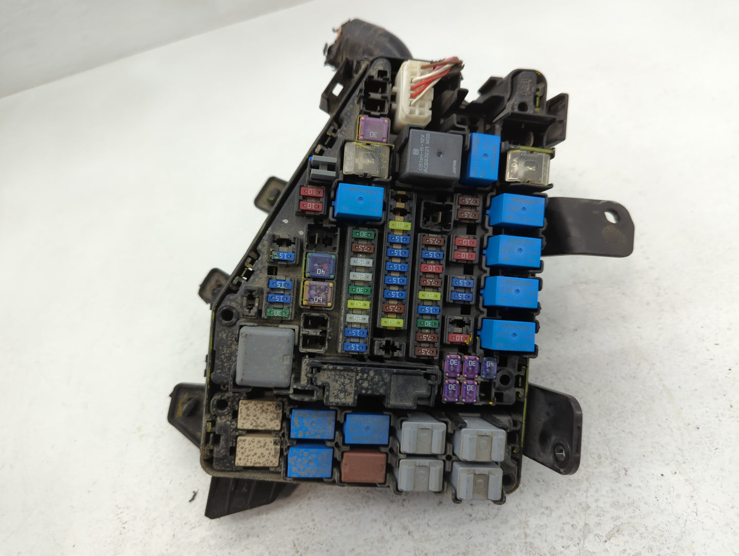 2015-2017 Subaru Legacy Fusebox Fuse Box Panel Relay Module P/N:MB503700B Fits Fits 2015 2017 OEM Used Auto Parts - Oemuseda