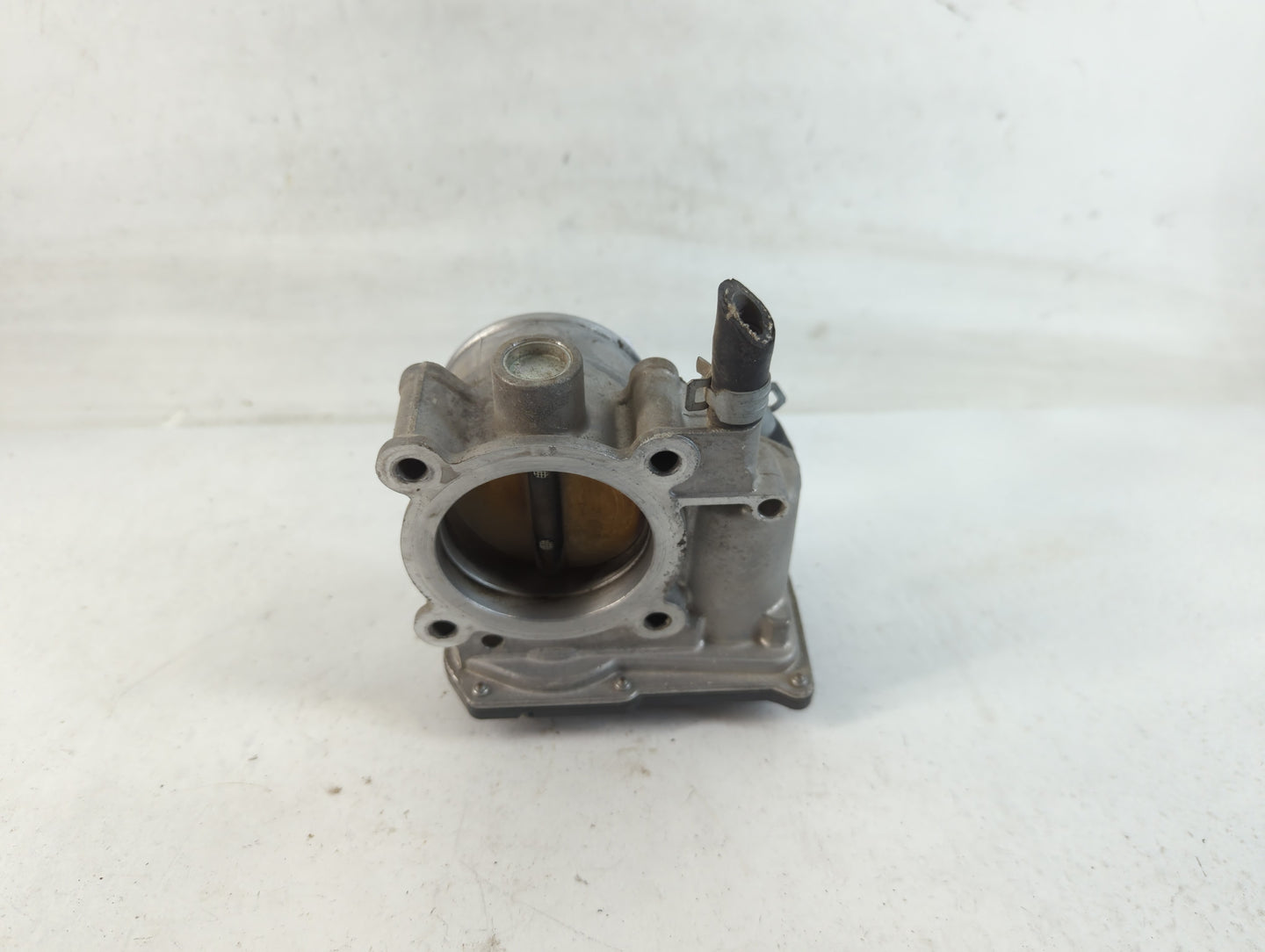 2013-2019 Subaru Legacy Throttle Body P/N:16112AA38A Fits Fits 2013 2014 2015 2016 2017 2018 2019 OEM Used Auto Parts - Oemu