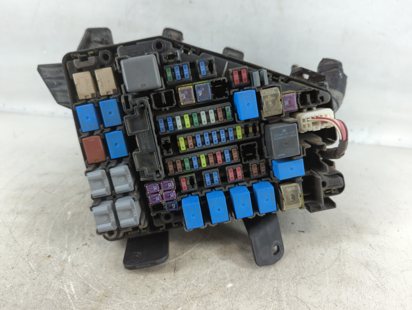 2015 Subaru Legacy Fusebox Fuse Box Panel Relay Module P/N:MB504300B Fits OEM Used Auto Parts - Oemusedautoparts1.com