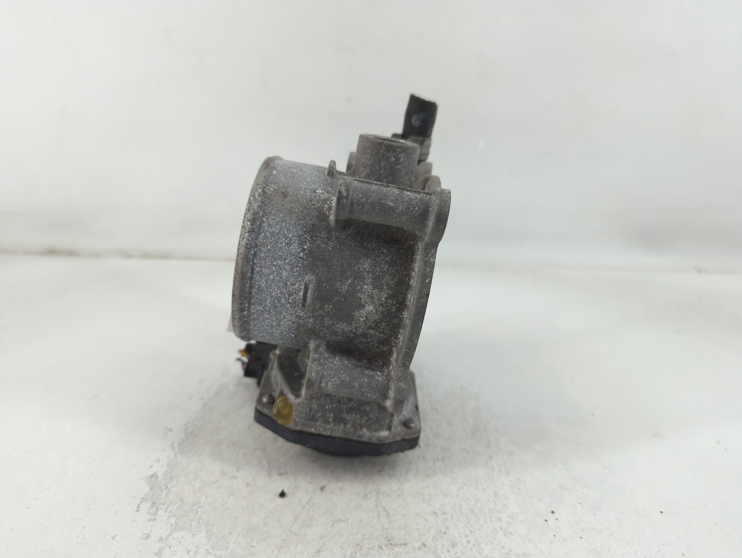 2010-2019 Subaru Legacy Throttle Body P/N:16112AA320 Fits Fits 2010 2011 2012 2013 2014 2015 2016 2017 2018 2019 OEM Used Au