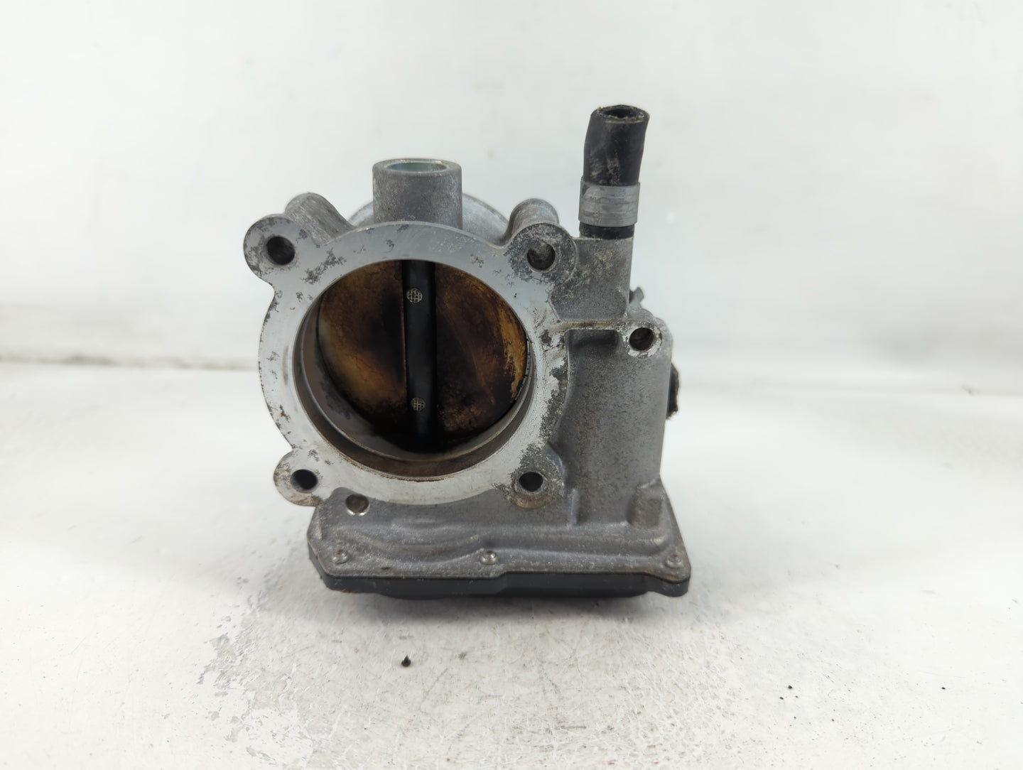 2010-2019 Subaru Legacy Throttle Body P/N:16112AA320 Fits Fits 2010 2011 2012 2013 2014 2015 2016 2017 2018 2019 OEM Used Au