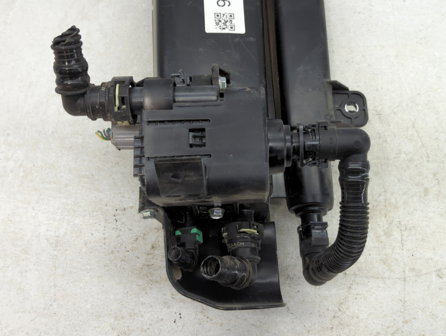 2017 Subaru Legacy Fuel Vapor Charcoal Canister - Oemusedautoparts1.com