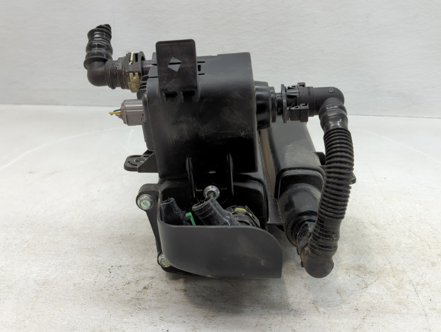 2017 Subaru Legacy Fuel Vapor Charcoal Canister - Oemusedautoparts1.com