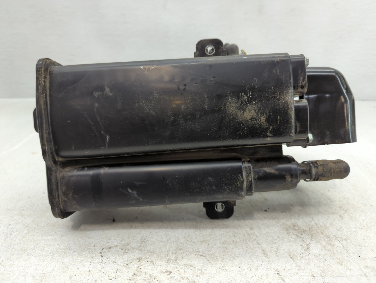 2017 Subaru Legacy Fuel Vapor Charcoal Canister - Oemusedautoparts1.com