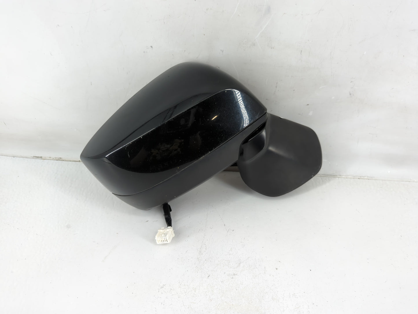 2017 Subaru Outback Passenger Side View Mirror - Right Door Mirror OEM Used - Oemusedautoparts1.com