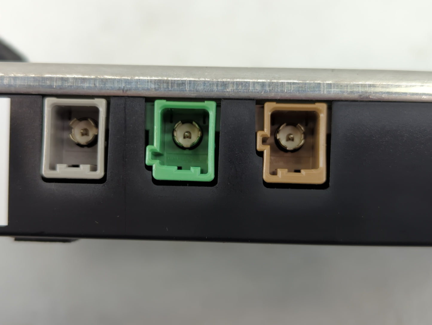 2015-2016 Subaru Wrx Telematics Control Module 86222sg011 - Oemusedautoparts1.com
