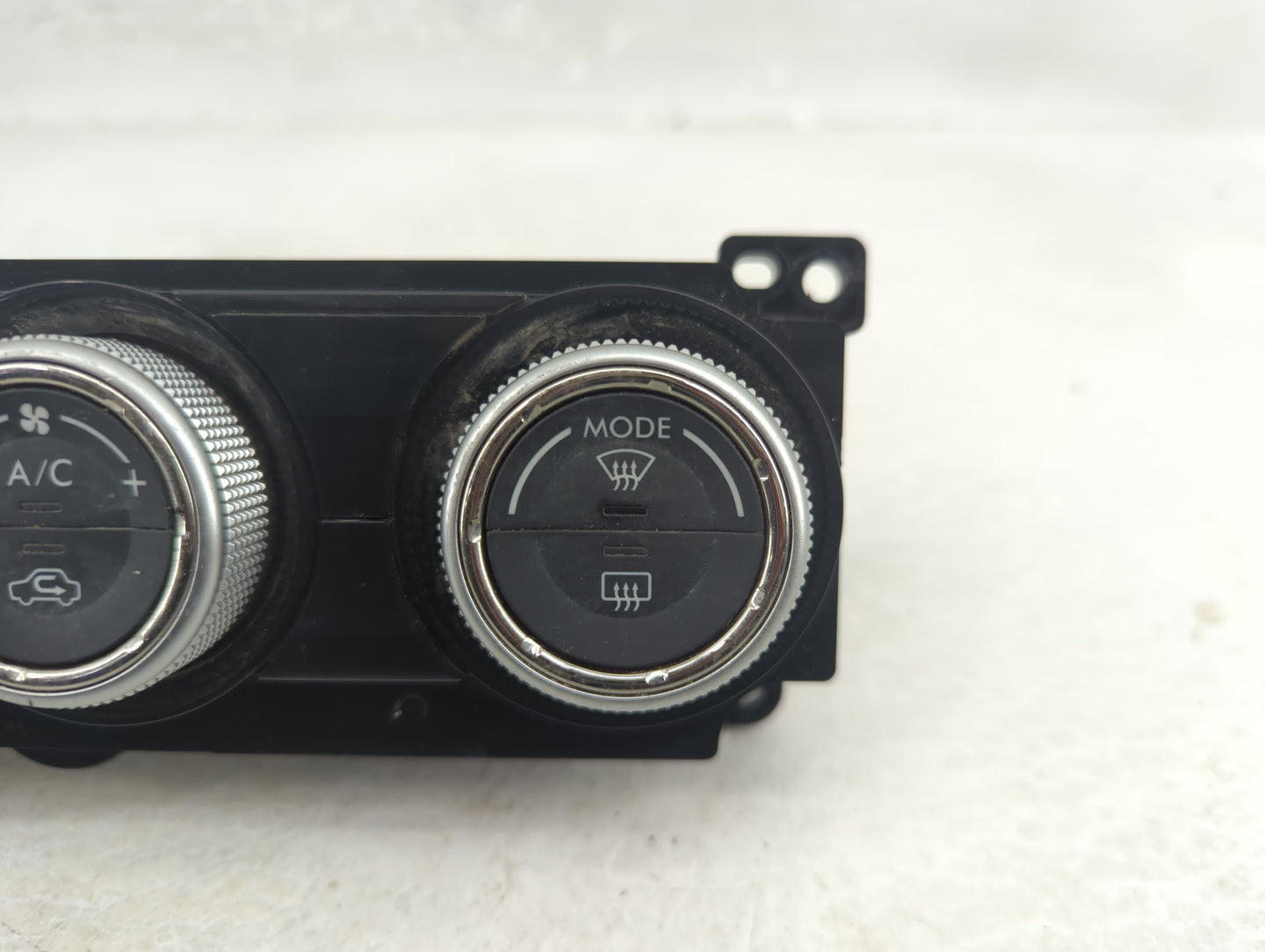 2017 Subaru Wrx Climate Control Module Temperature AC/Heater Replacement P/N:72311 VA210 Fits OEM Used Auto Parts - Oemuseda