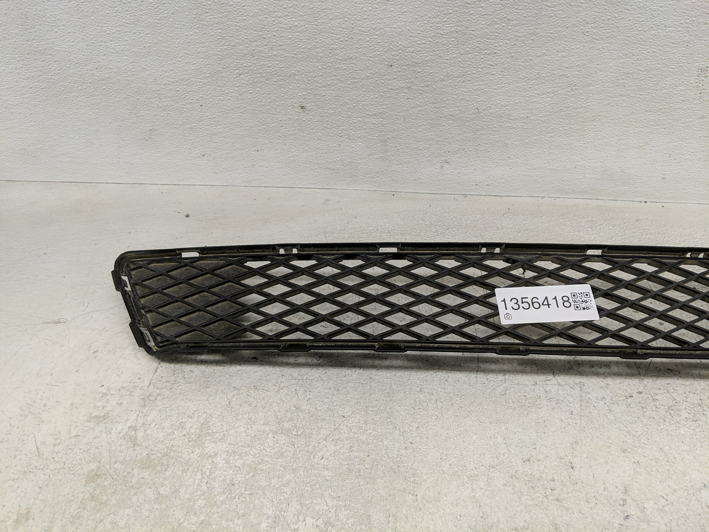 2015-2017 Subaru Wrx Front Grille Bumper Not Included - Oemusedautoparts1.com