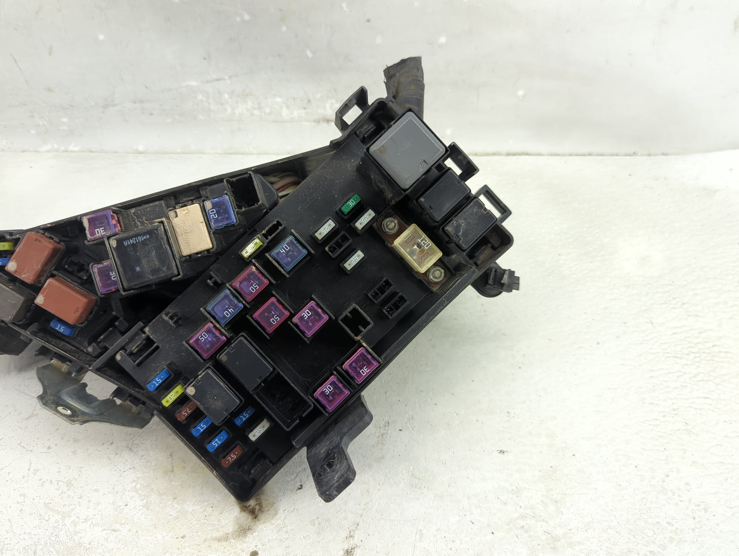 2015-2021 Subaru Wrx Fusebox Fuse Box Panel Relay Module P/N:MB502000B Fits Fits 2015 2016 2017 2018 2019 2020 2021 OEM Used