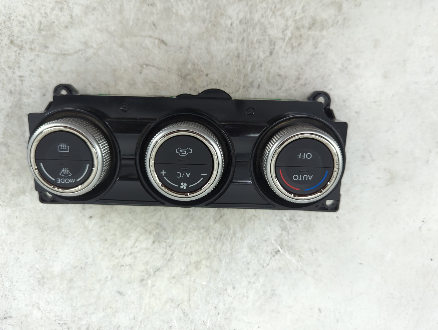 2017 Subaru Wrx Climate Control Module Temperature AC/Heater Replacement P/N:72311FJ470 Fits OEM Used Auto Parts - Oemusedau