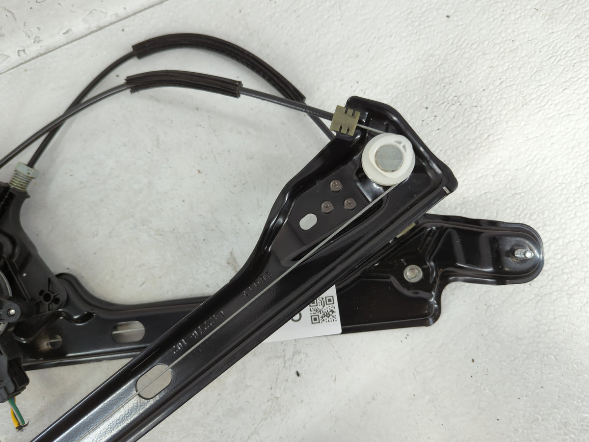 2017-2017 Subaru Wrx Used Window Regulator Passenger Front - Oemusedautoparts1.com