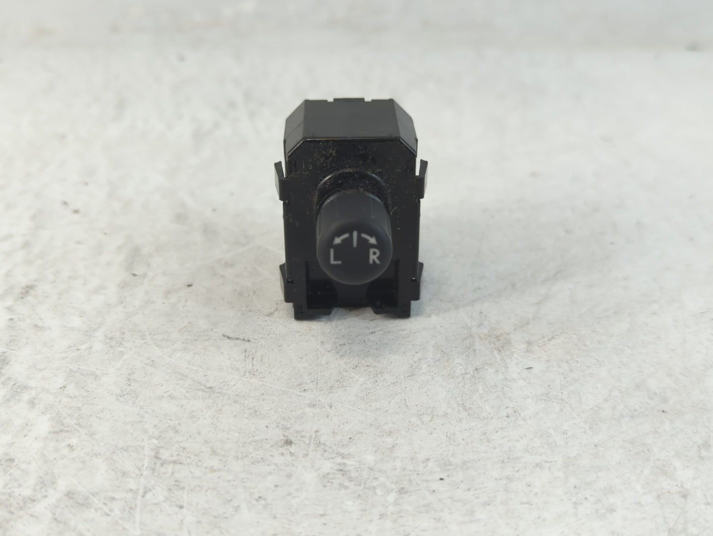2013-2015 Subaru Xv Master Power Window Switch Replacement Driver Side Left P/N:83061FJ010 Fits OEM Used Auto Parts - Oemuse