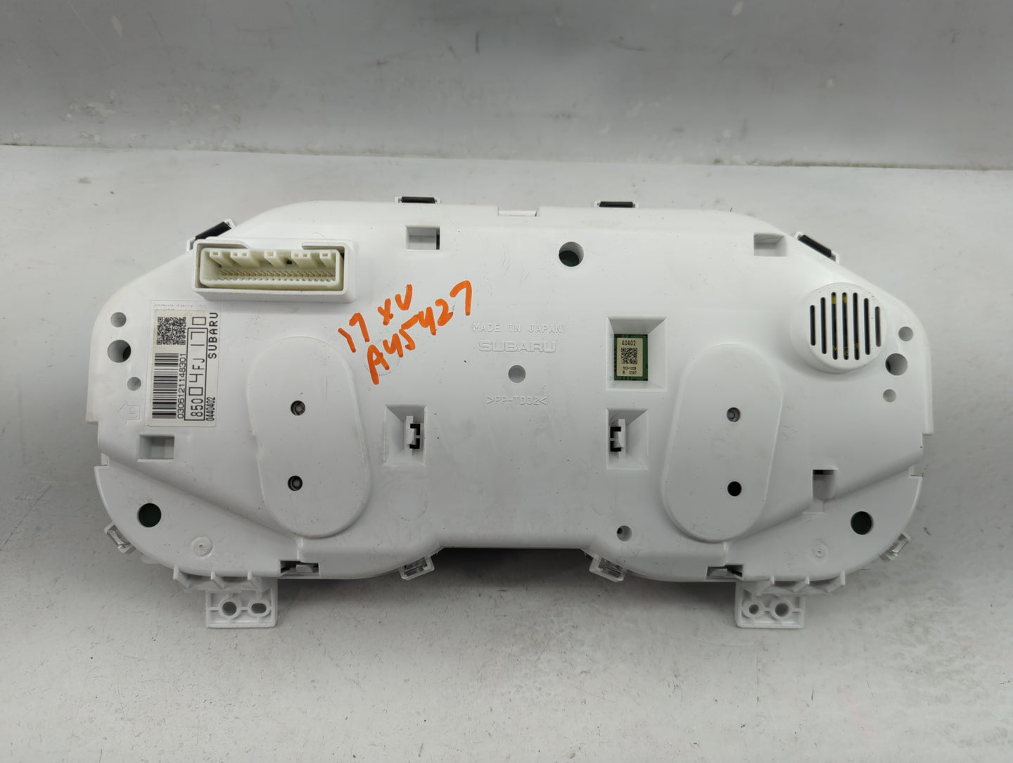 2017 Subaru Xv Instrument Cluster Speedometer Gauges P/N:85004FJ170 Fits OEM Used Auto Parts - Oemusedautoparts1.com