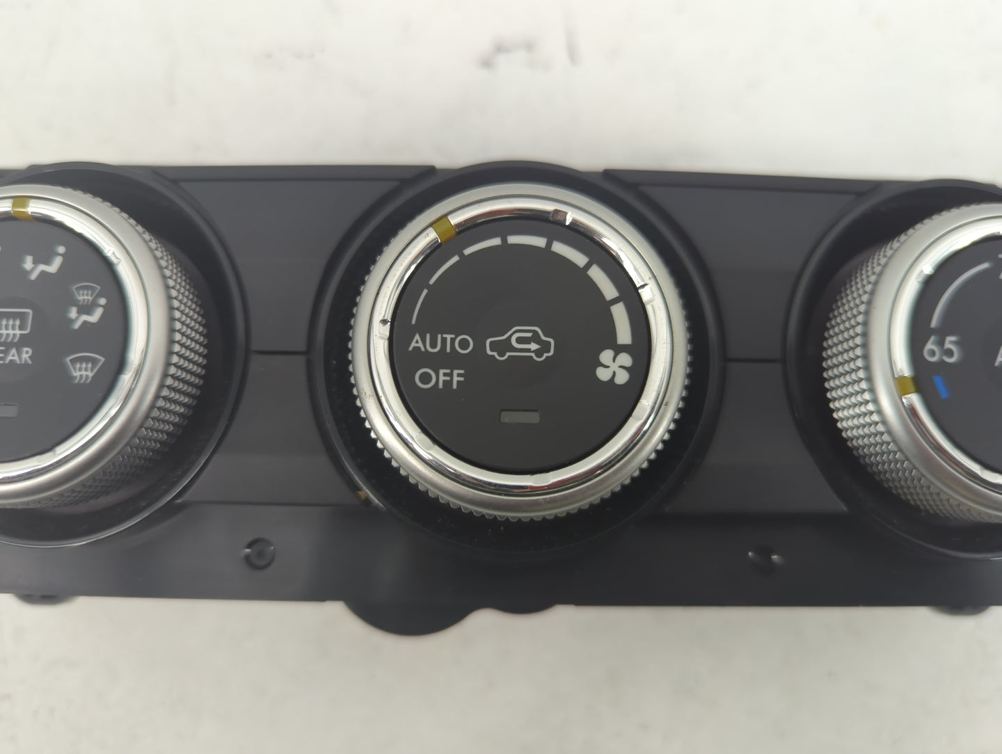 2015 Subaru Xv Climate Control Module Temperature AC/Heater Replacement P/N:72311FJ620 Fits Fits 2016 OEM Used Auto Parts - 