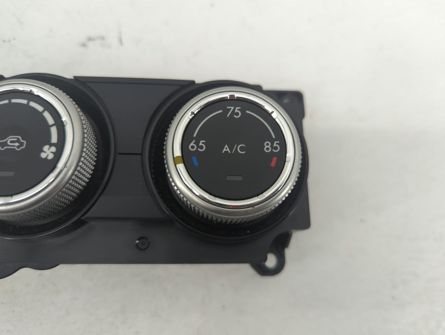 2015 Subaru Xv Climate Control Module Temperature AC/Heater Replacement P/N:72311FJ620 Fits Fits 2016 OEM Used Auto Parts - 