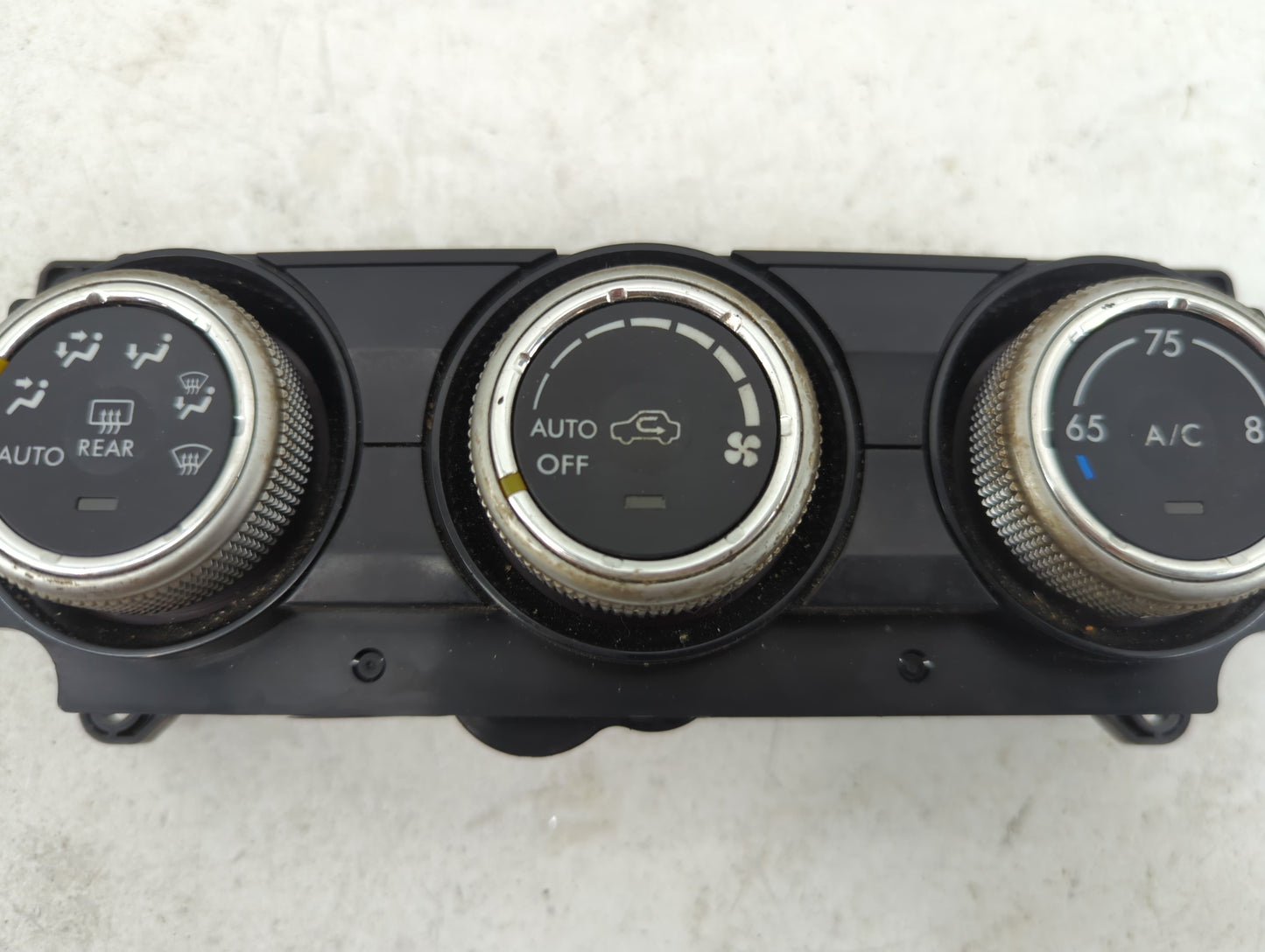 2015 Subaru Xv Climate Control Module Temperature AC/Heater Replacement P/N:72311FJ620 Fits Fits 2016 OEM Used Auto Parts - 