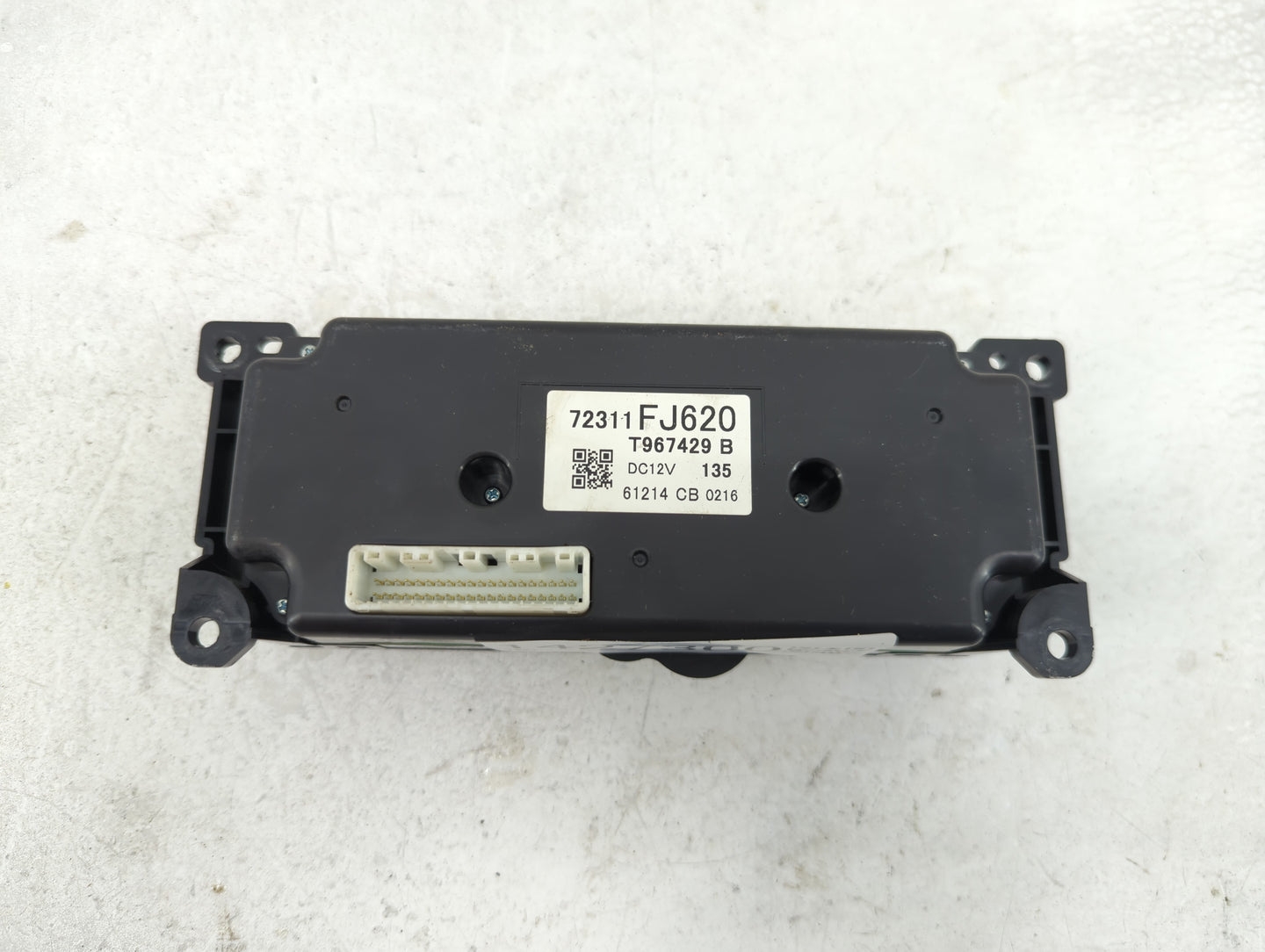 2015 Subaru Xv Climate Control Module Temperature AC/Heater Replacement P/N:72311FJ620 Fits Fits 2016 OEM Used Auto Parts - 