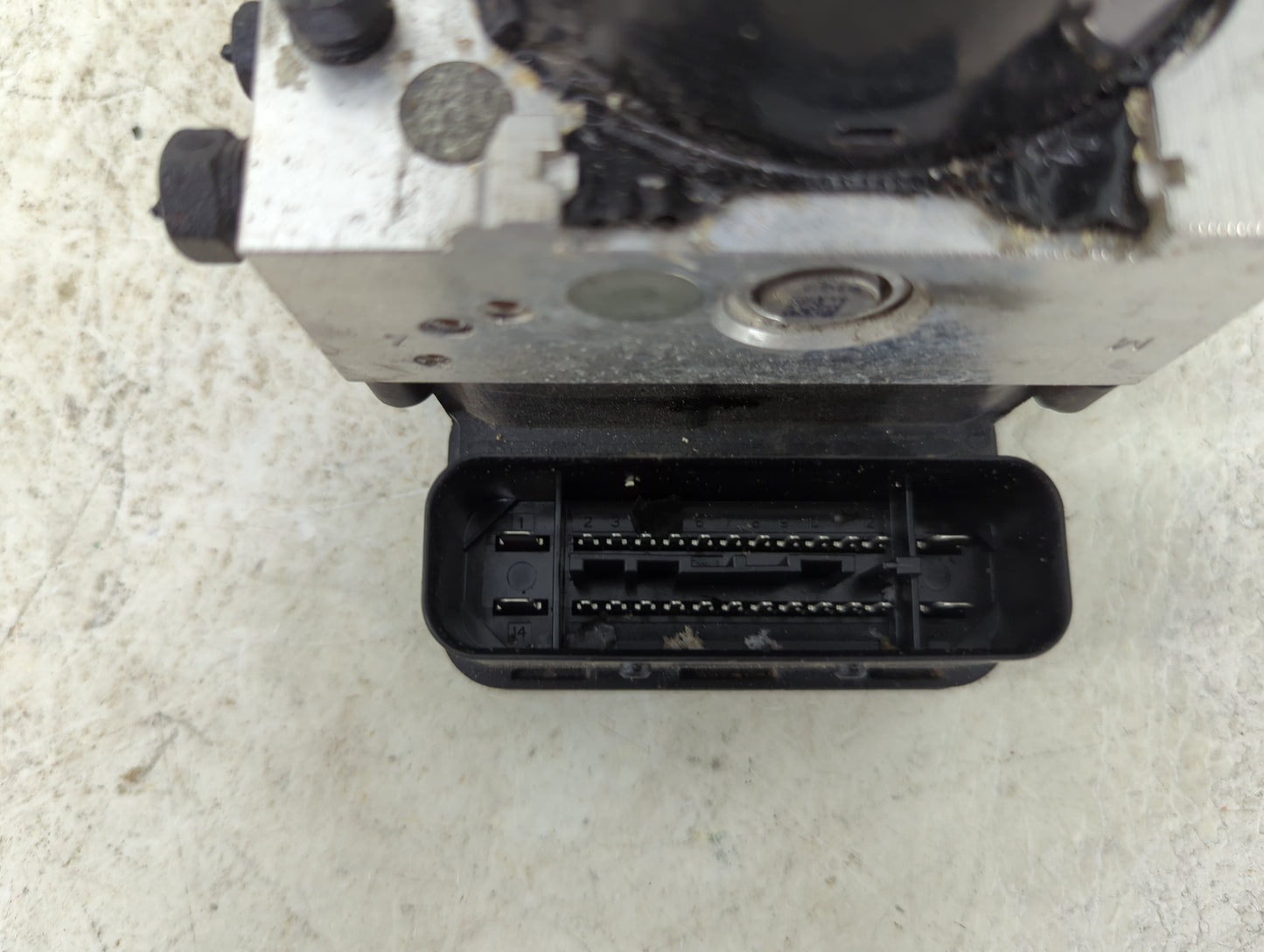 2017 Subaru Xv ABS Pump Control Module Replacement P/N:27536FJ260 06.2102-3394.4, 06.2109-7441.3, 06.2622-3095.1 Fits Fits 2