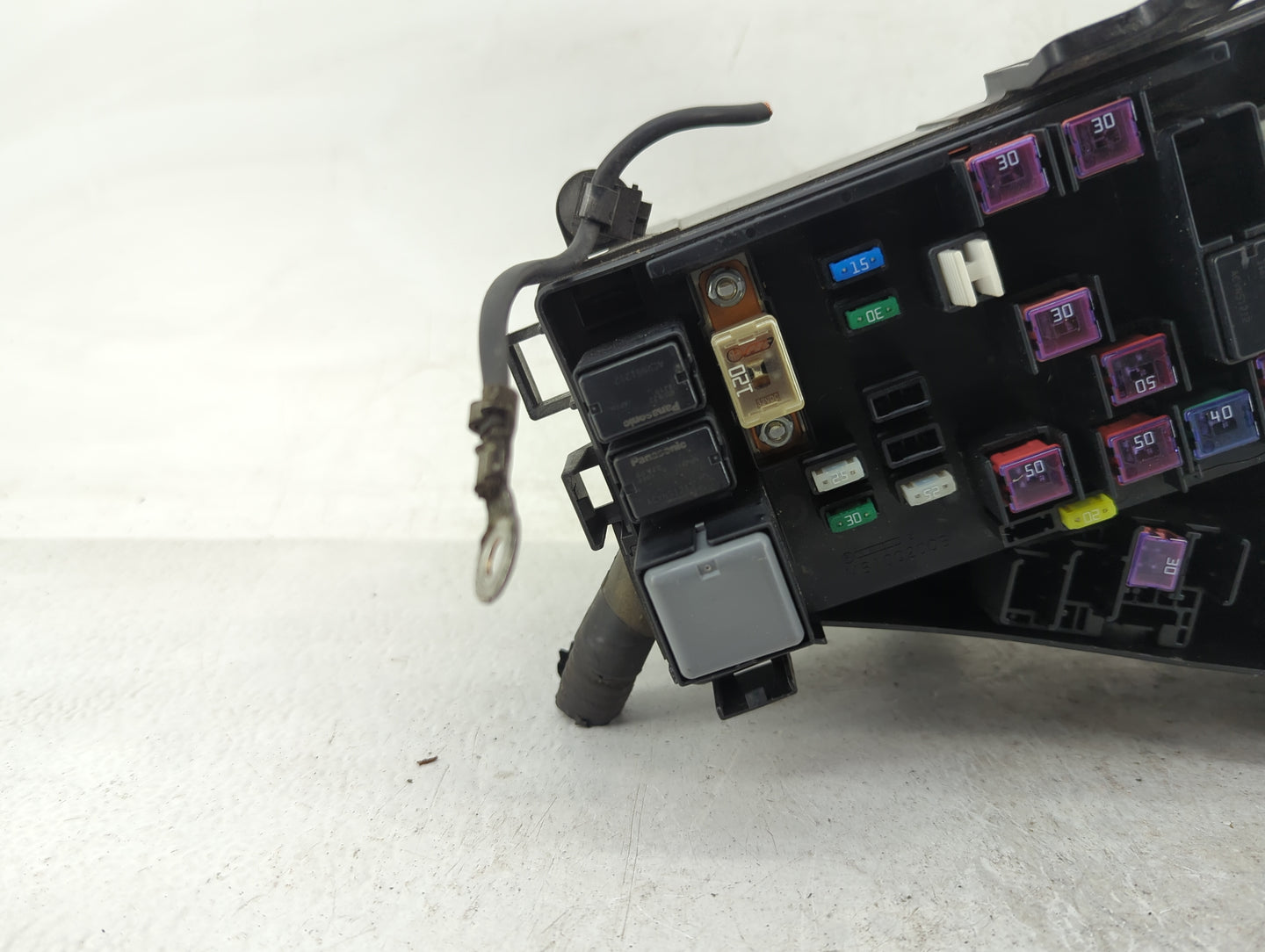 2015 Subaru Xv Crosstrek Fusebox Fuse Box Panel Relay Module P/N:MB502000B Fits OEM Used Auto Parts - Oemusedautoparts1.com