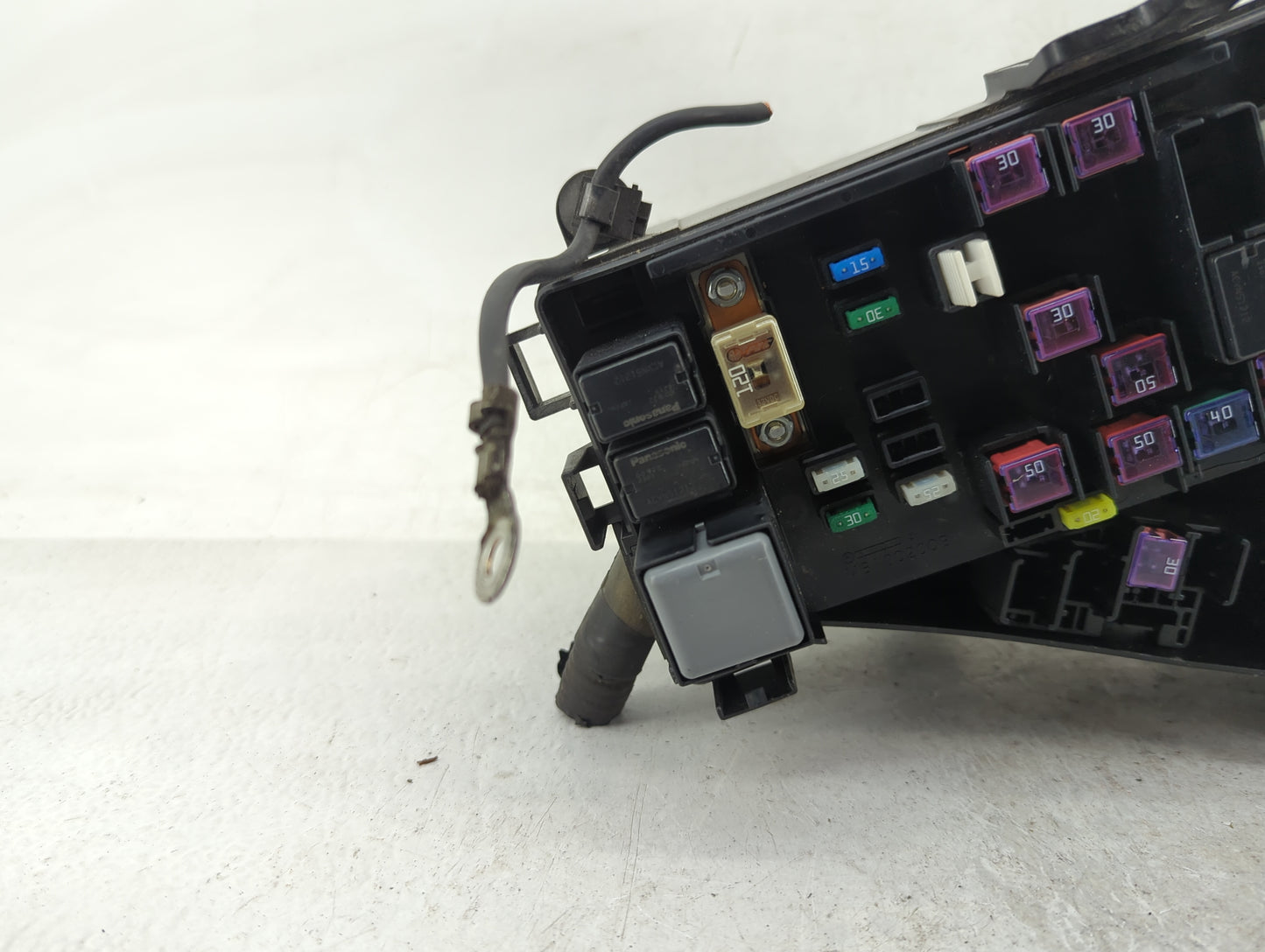 2015 Subaru Xv Crosstrek Fusebox Fuse Box Panel Relay Module P/N:MB502000B Fits OEM Used Auto Parts - Oemusedautoparts1.com