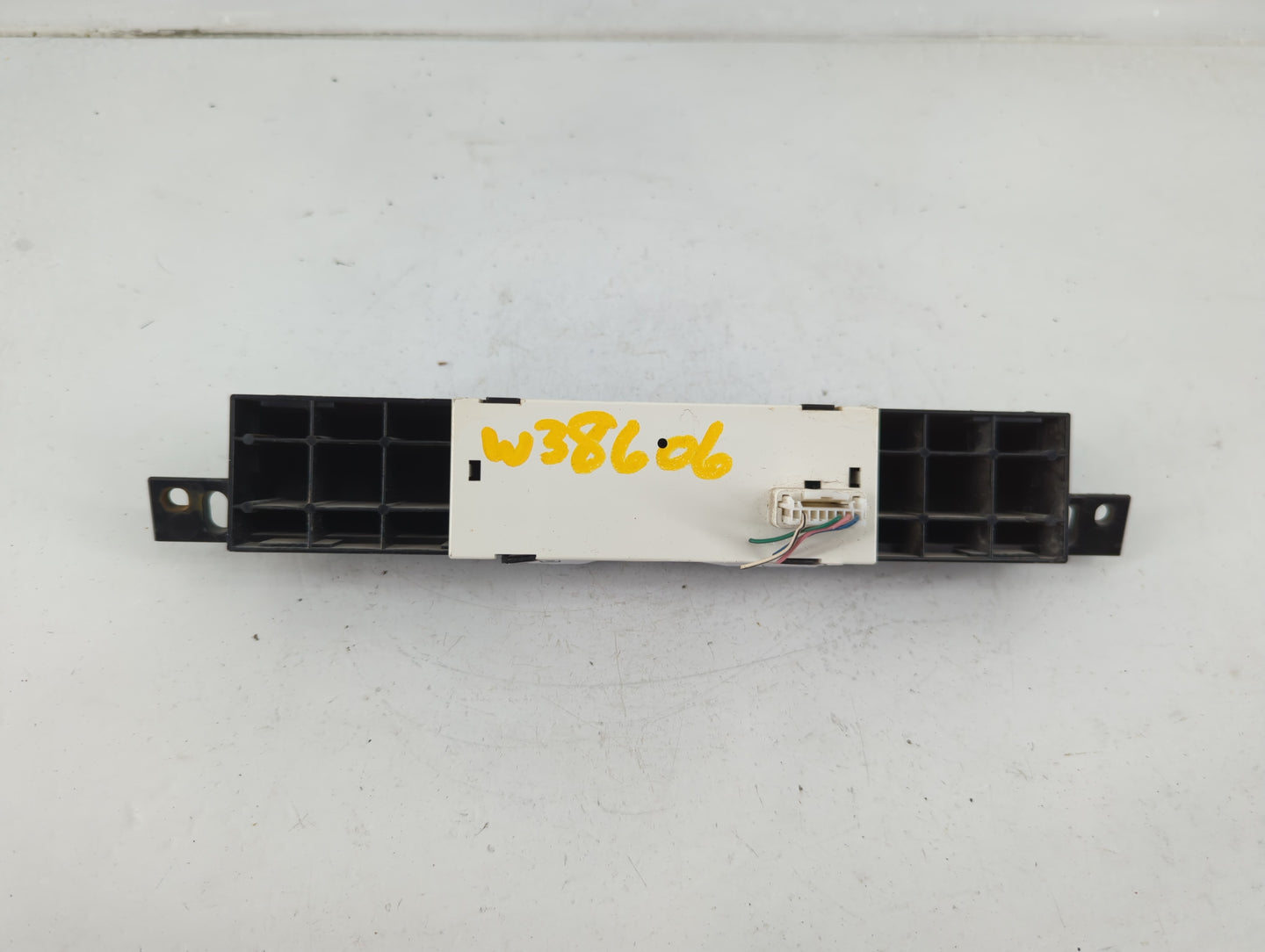 2014-2022 Toyota 4runner Information Display Screen - Oemusedautoparts1.com