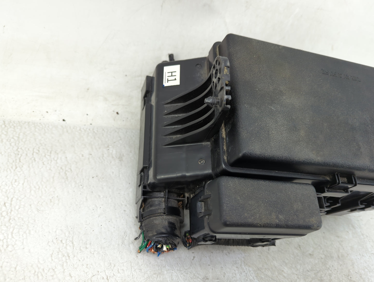 2014-2019 Toyota 4runner Fusebox Fuse Box Panel Relay Module Fits Fits 2014 2015 2016 2017 2018 2019 OEM Used Auto Parts - O