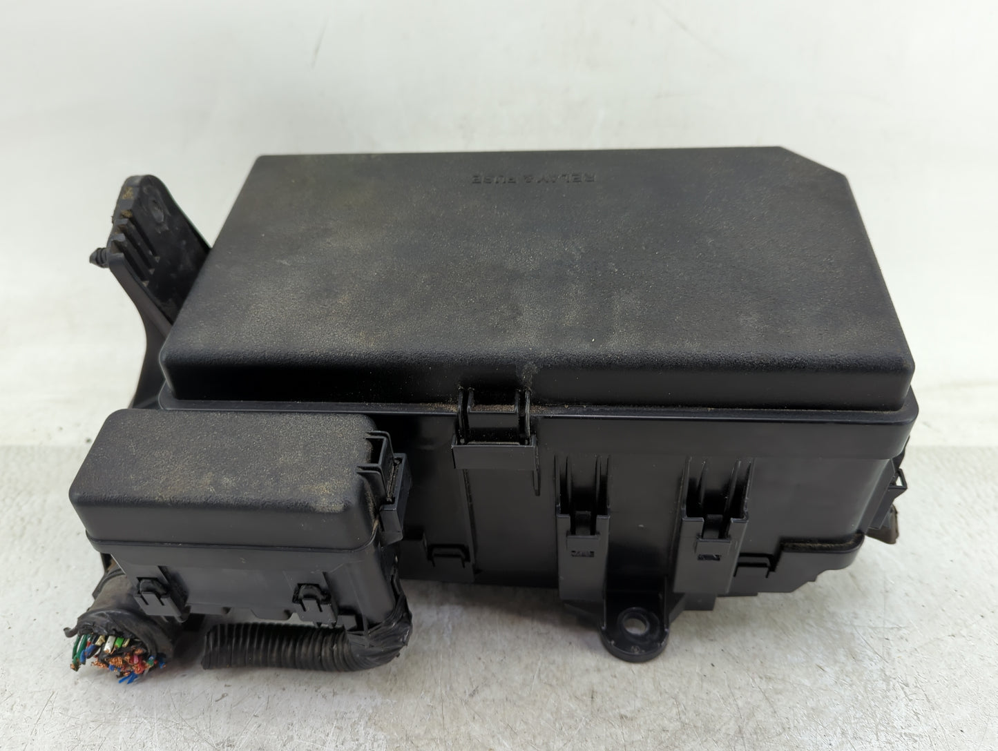 2014-2019 Toyota 4runner Fusebox Fuse Box Panel Relay Module Fits Fits 2014 2015 2016 2017 2018 2019 OEM Used Auto Parts - O