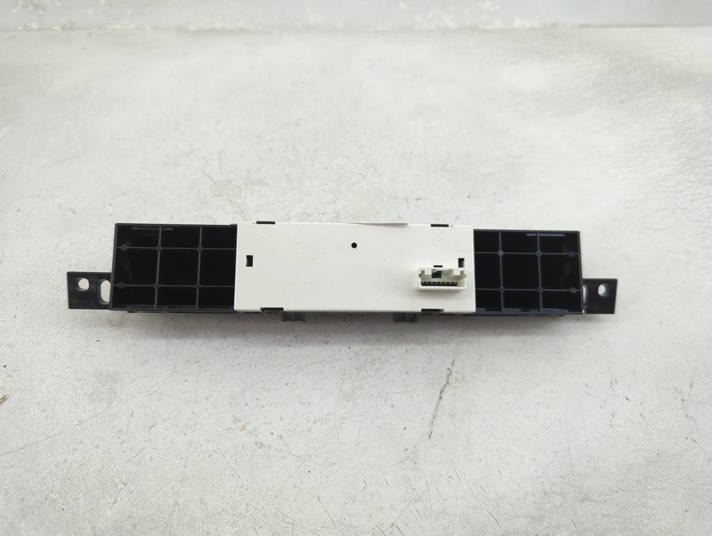 2014-2022 Toyota 4runner Information Display Screen - Oemusedautoparts1.com