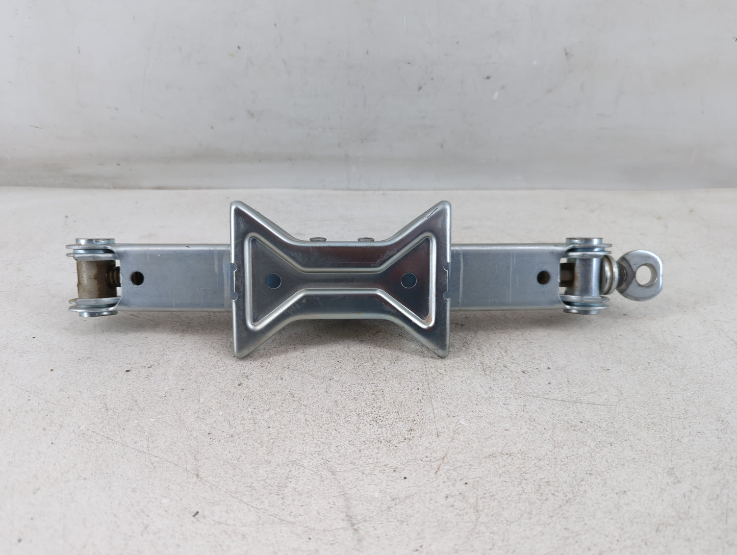 2017 Toyota 86 Spare Scissor Car Jack - Oemusedautoparts1.com