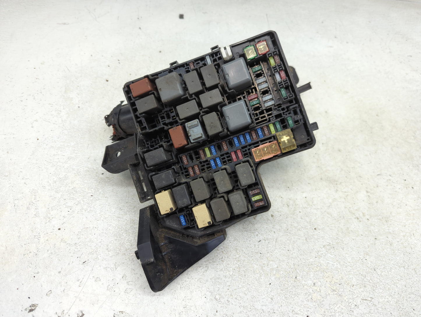 2017-2020 Toyota 86 Fusebox Fuse Box Panel Relay Module Fits Fits 2017 2018 2019 2020 OEM Used Auto Parts - Oemusedautoparts