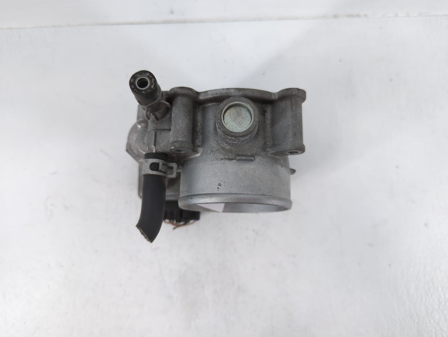 2017-2020 Toyota 86 Throttle Body P/N:142003U15 16112AA400 Fits Fits 2013 2014 2015 2016 2017 2018 2019 2020 OEM Used Auto P