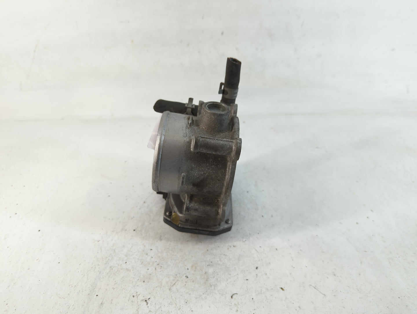 2017-2020 Toyota 86 Throttle Body P/N:16112AA400 Fits Fits 2013 2014 2015 2016 2017 2018 2019 2020 OEM Used Auto Parts - Oem