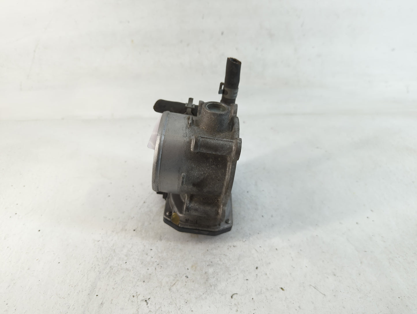 2017-2020 Toyota 86 Throttle Body P/N:16112AA400 Fits Fits 2013 2014 2015 2016 2017 2018 2019 2020 OEM Used Auto Parts - Oem