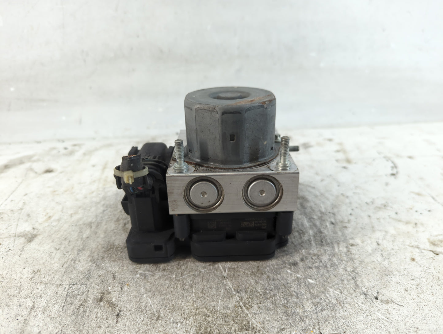 2017 Toyota 86 ABS Pump Control Module Replacement P/N:27536CA030 Fits OEM Used Auto Parts - Oemusedautoparts1.com