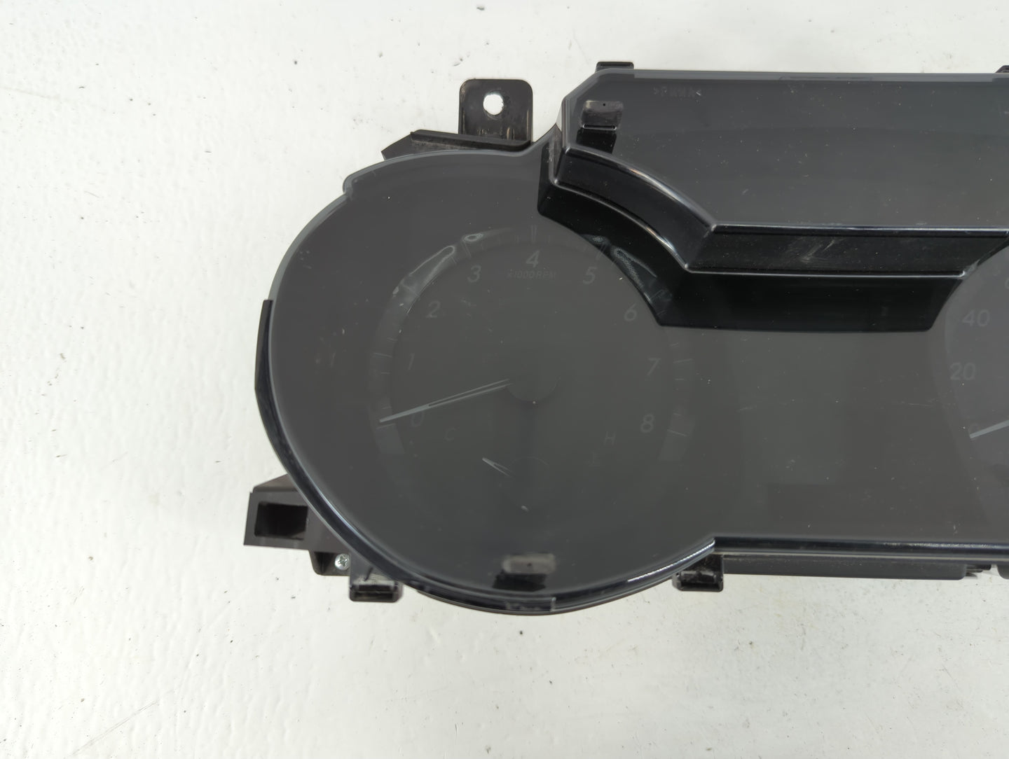 2016-2018 Toyota Avalon Instrument Cluster Speedometer Gauges P/N:83800-07560 Fits Fits 2016 2017 2018 OEM Used Auto Parts -