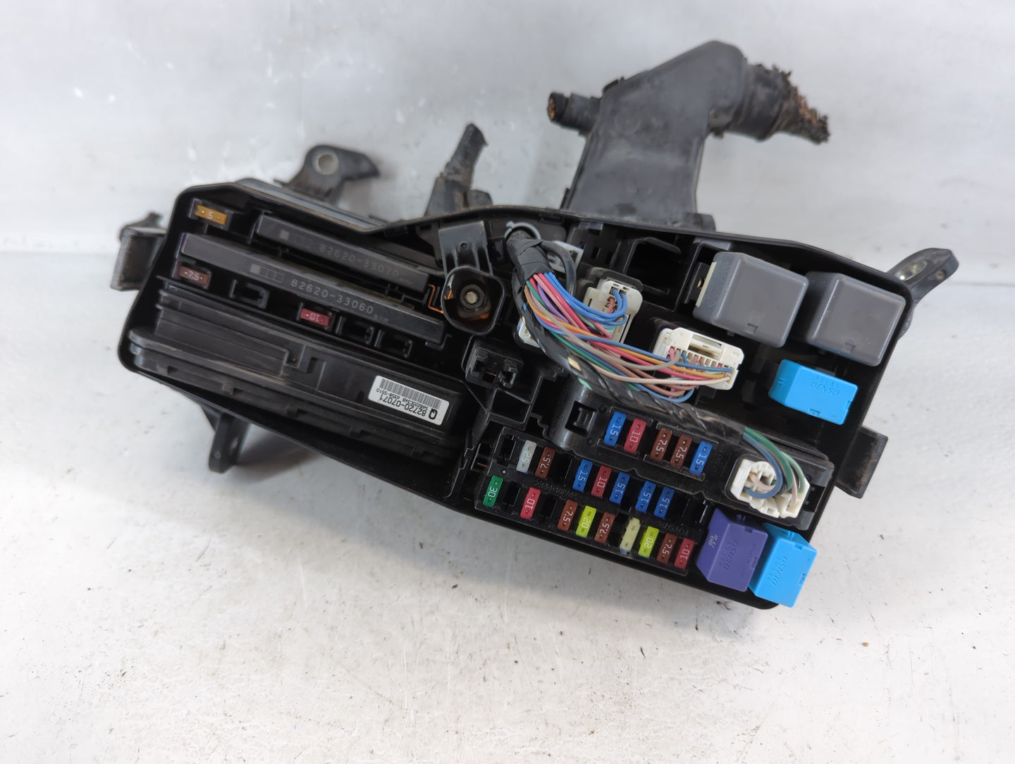 2016-2018 Toyota Avalon Fusebox Fuse Box Panel Relay Module P/N:82662-06200 82662-33390 Fits Fits 2016 2017 2018 OEM Used Au