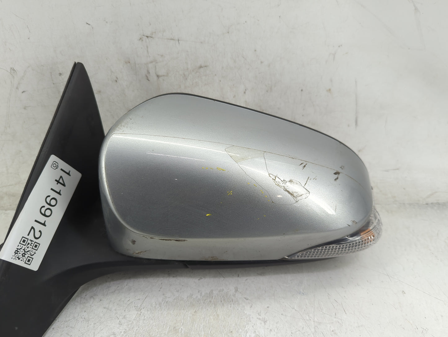 2013-2018 Toyota Avalon Driver Side View Mirror - Left Door Mirror OEM Used - Oemusedautoparts1.com