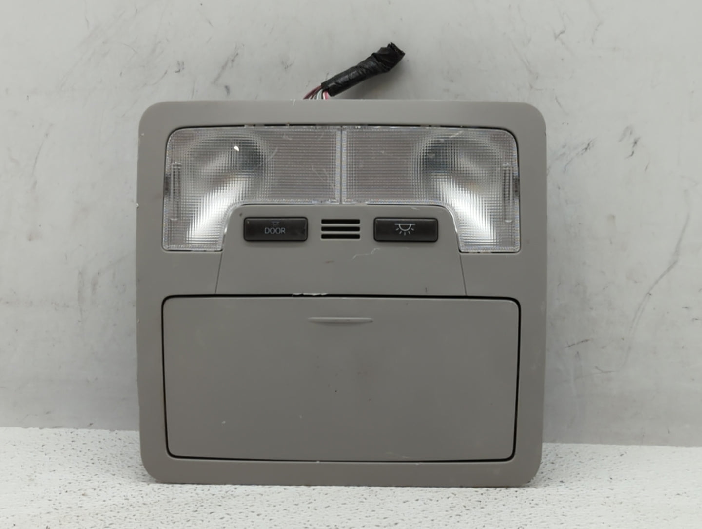 2017 Toyota Avalon Overhead Roof Console - Oemusedautoparts1.com