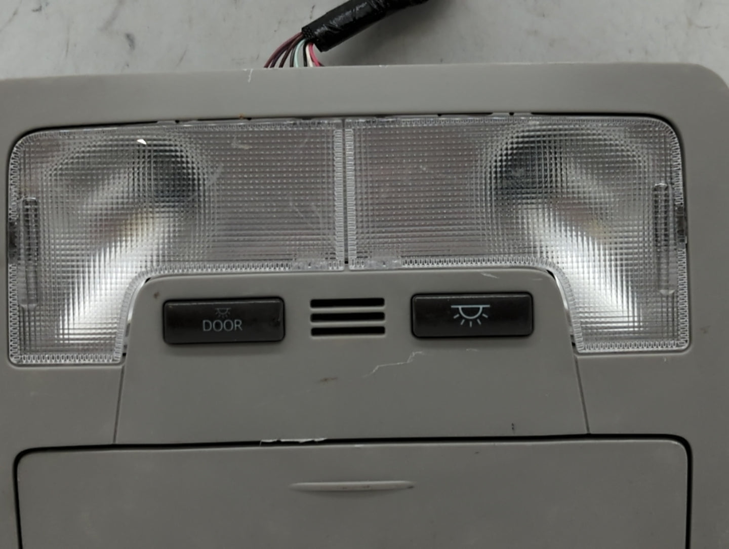 2017 Toyota Avalon Overhead Roof Console - Oemusedautoparts1.com