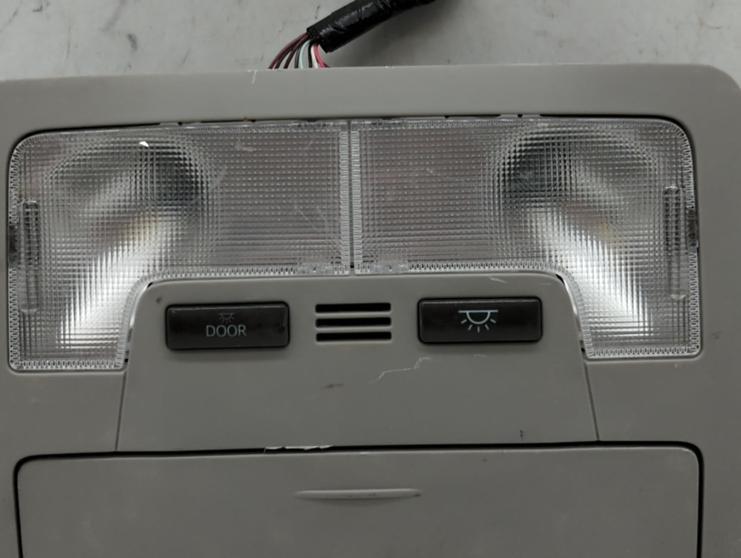 2017 Toyota Avalon Overhead Roof Console - Oemusedautoparts1.com