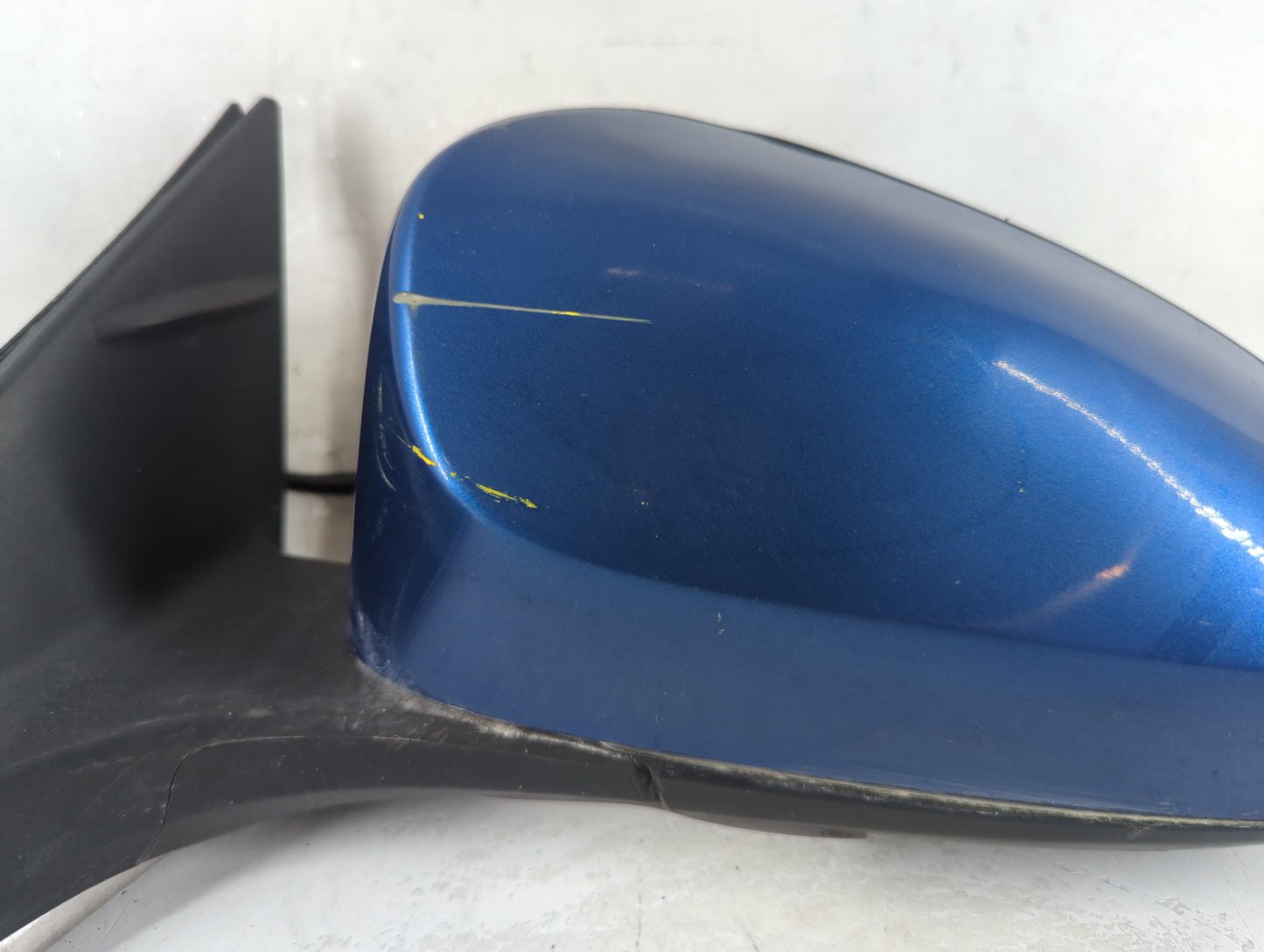 2015-2017 Toyota Camry Driver Side View Mirror - Left Door Mirror OEM Used - Oemusedautoparts1.com